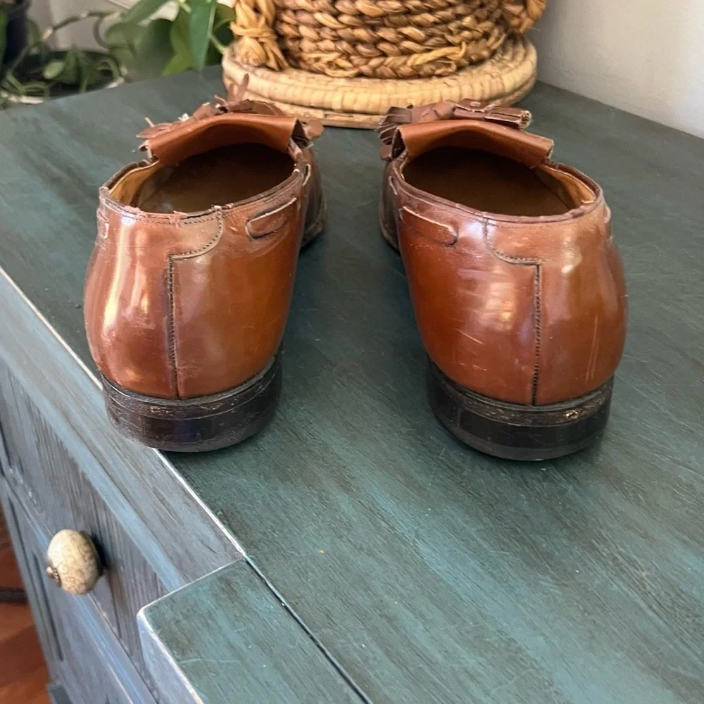 Johnson & Murphy Cellini tassle loafers tan men’s  10.5